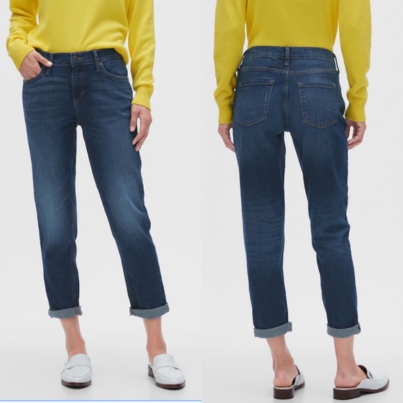 Banana Republic Denim - Banana Republic Girlfriend Lindsey Mid Rise Jeans